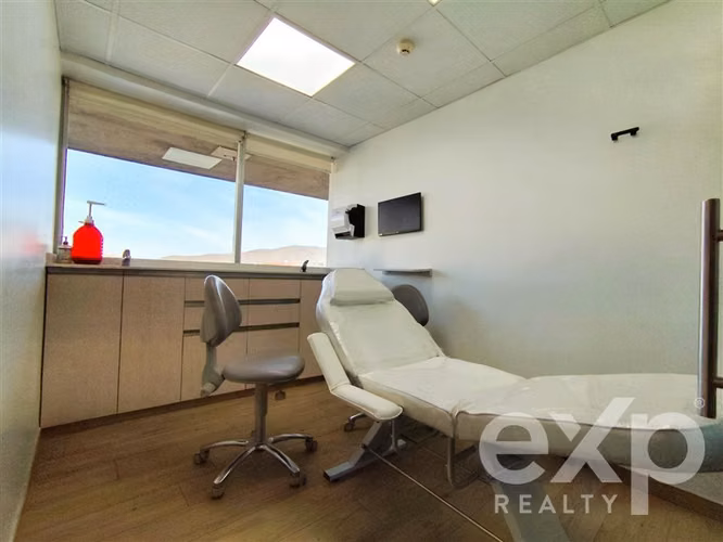 Arriendo Consulta Odontológica Lo Barnechea - Imagen 20