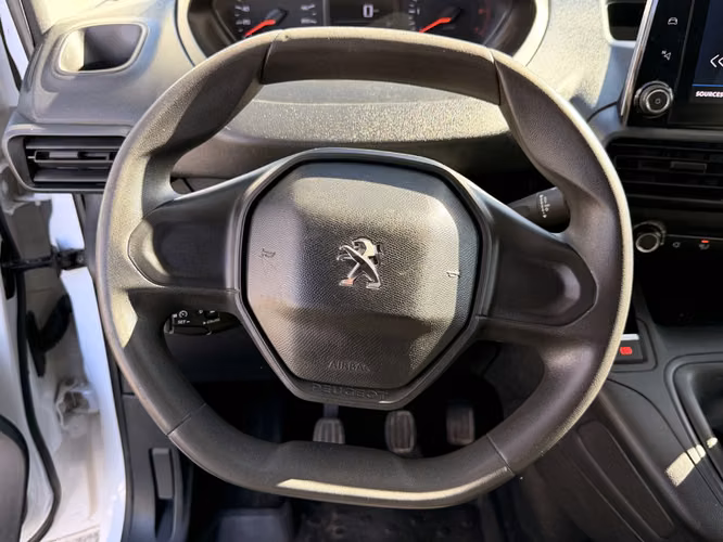 PEUGEOT PARTNER 2024