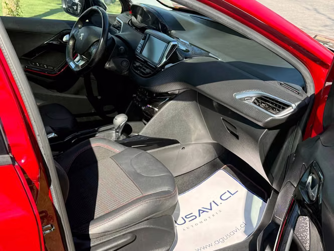 Peugeot 2008 1.2 GT-LINE 4X2 110HP AT 5P (2018)