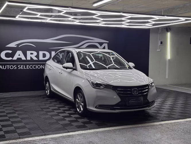 CHANGAN ALSVIN ELITE 1.5 AUTOMATICO 2023 - Imagen 2