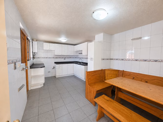 Se vende hermosa casa en Condominio en Centro Sur de Quilpué.