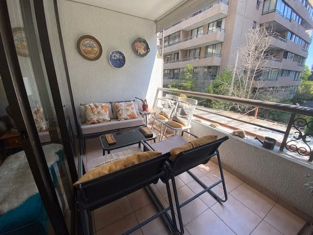 Departamento en venta de 2 dorm. en Las Condes