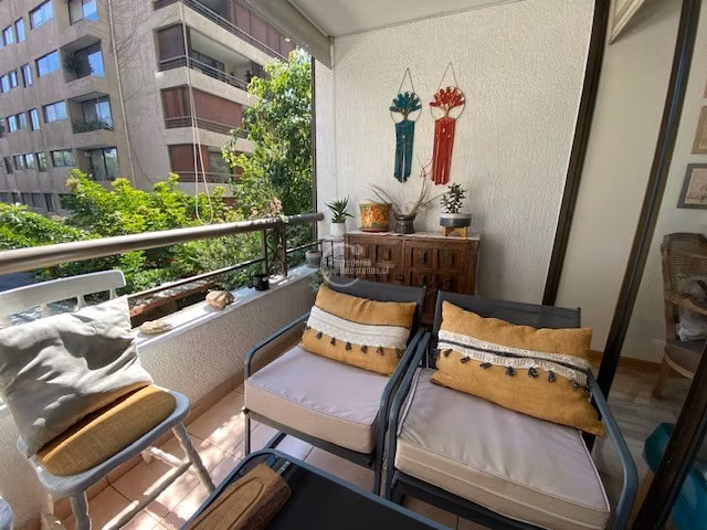 Departamento en venta de 2 dorm. en Las Condes - Imagen 2