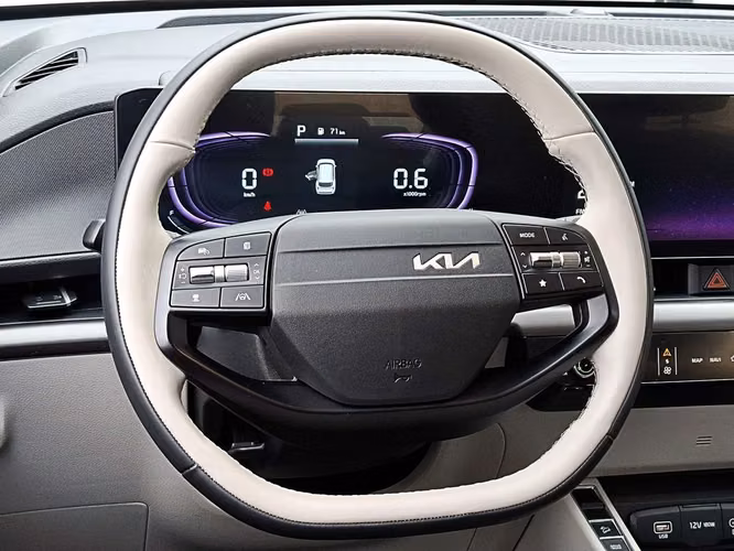 KIA CARENS 2026