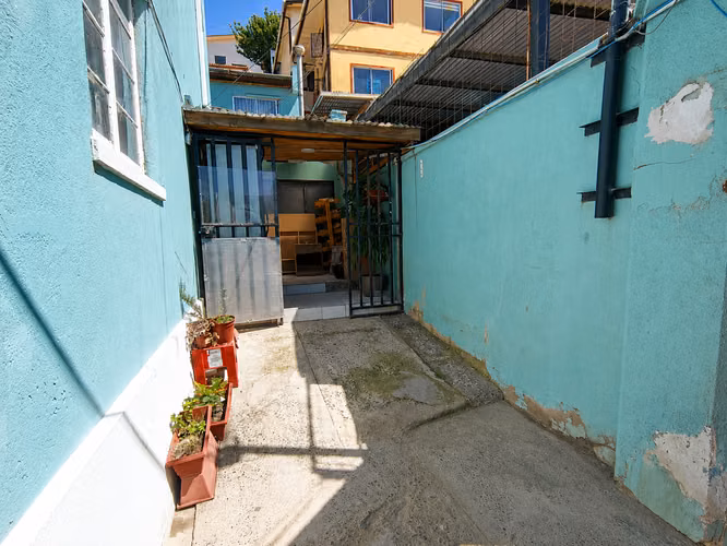 Oportunidad de inversión en Chorrillos: 2 casas + local comercial - Imagen 19