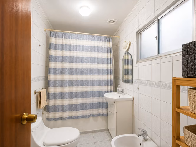 Oportunidad de inversión en Chorrillos: 2 casas + local comercial - Imagen 17