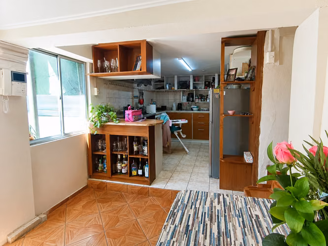 Oportunidad de inversión en Chorrillos: 2 casas + local comercial - Imagen 13