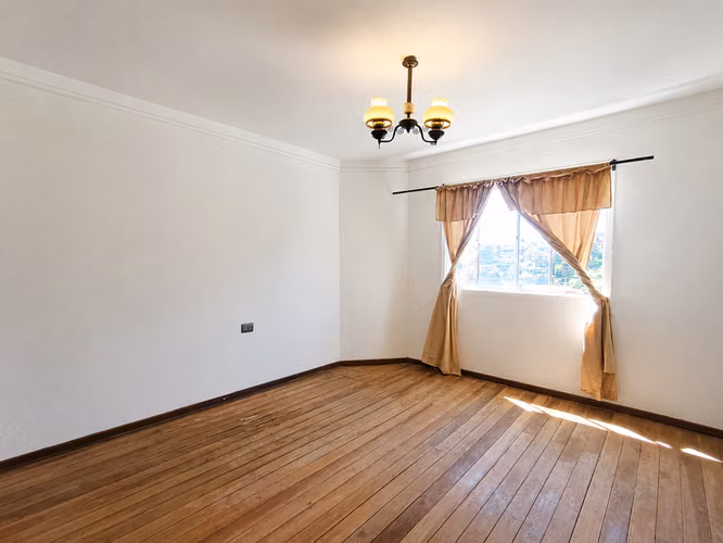 Oportunidad de inversión en Chorrillos: 2 casas + local comercial - Imagen 6