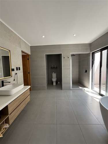 Vendemos Excelente Casa en Condominio, Sector Oriente Talca. - Imagen 11