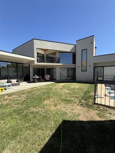 Vendemos Excelente Casa en Condominio, Sector Oriente Talca. - Imagen 23
