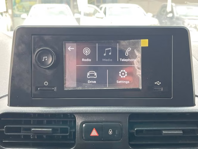 CITROEN BERLINGO BLUEHDI 1.5 - 2024 | 4300 - Imagen 14