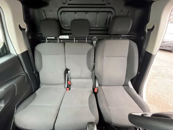 CITROEN BERLINGO BLUEHDI 1.5 - 2024 | 4300 - Imagen 16