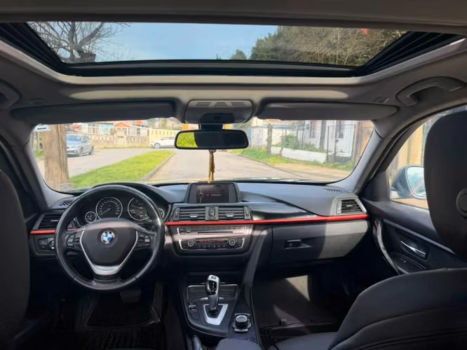 BMW 320D SPORT 2.0 AT