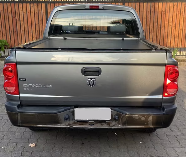 Vendo Dodge Dakota SXT 4x2 2009 automática, único dueño.