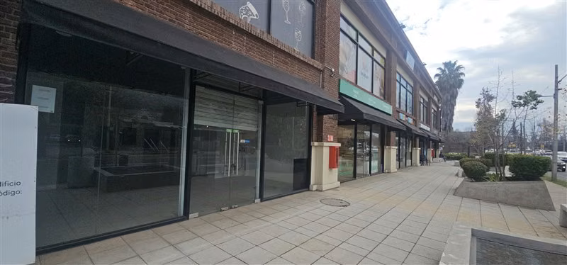 Local Comercial en arriendo en Lo Barnechea