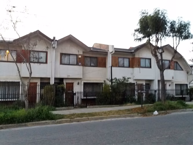 Buscas arriendo en Quilpué, esta casa es ideal para ti y familia, excelente ubicación