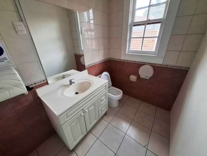 Arriendo excelente casa - oficina uso comercial (176777)
