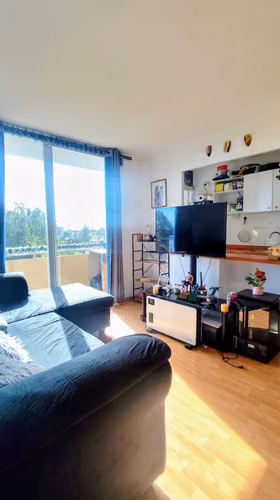 SE VENDE DEPARTAMENTO EN PIONEROS SAN PEDRO DE LA PAZ .