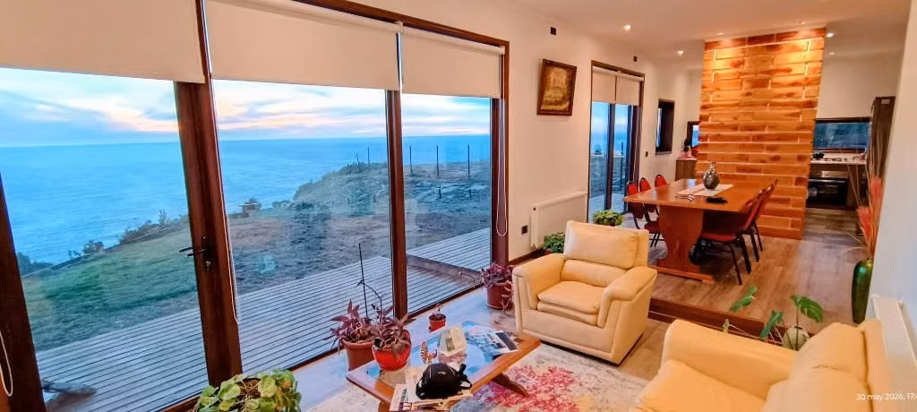 Se vende espectacular propiedad con amplia vista al mar en la costa de Valdivia