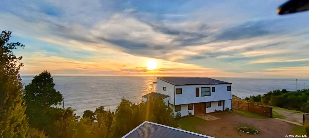 Se vende espectacular propiedad con amplia vista al mar en la costa de Valdivia