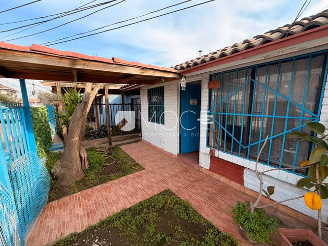 VENDO CASA 3D 1B ESTACIONAMIENTO EN PASAJE TRANQUILO