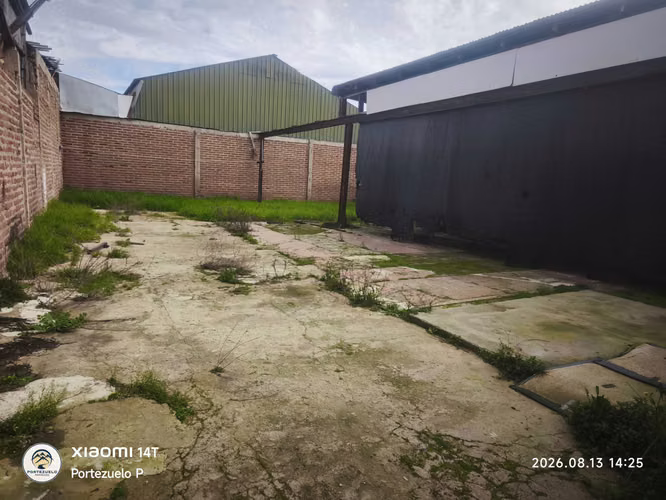 Amplio terreno con casa para remodelar  (179929) - Imagen 17