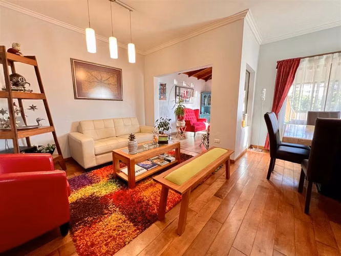Hermosa casa en venta en Gregorio Marañon, Viña Del Mar - Imagen 5
