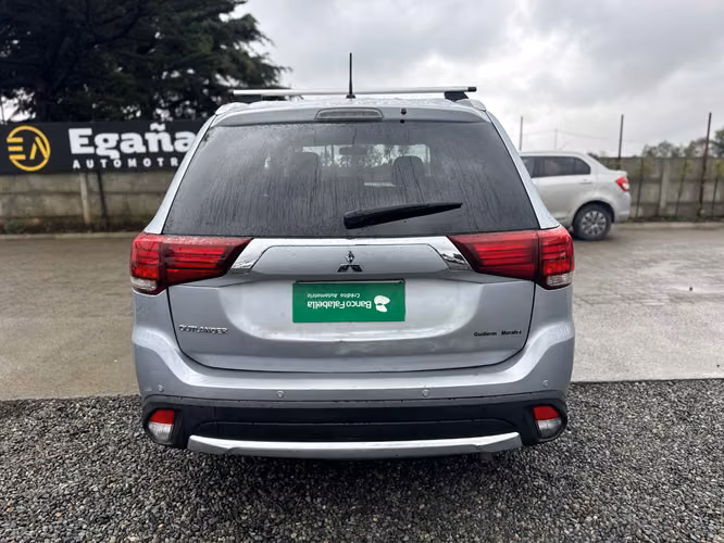 MITSUBISHI  OUTLANDER 2.0 2016 - Imagen 5