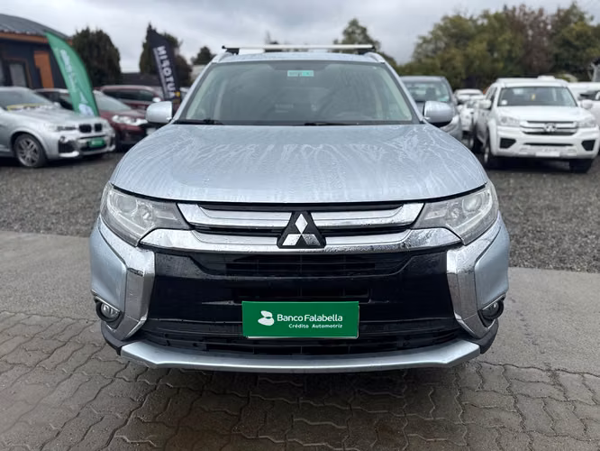 MITSUBISHI  OUTLANDER 2.0 2016 - Imagen 2