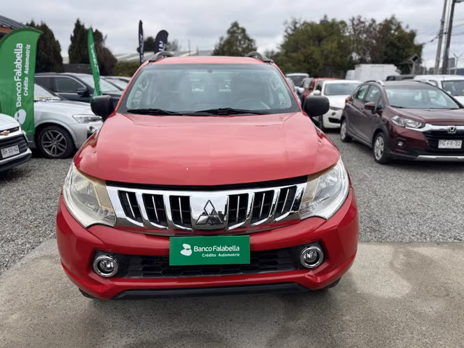 MITSUBISHI L200 2016 - Imagen 2