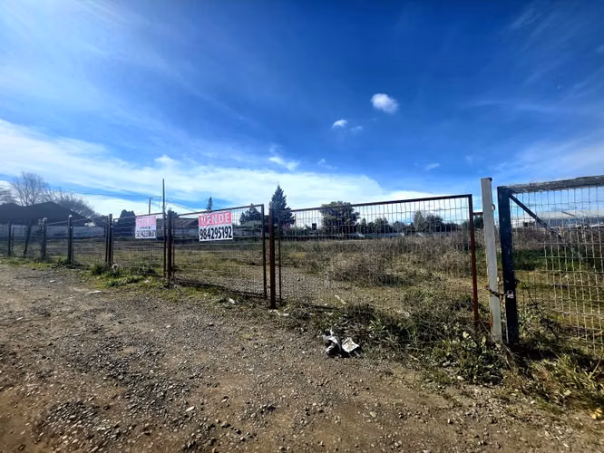 Vendo terreno en 1era. Linea Avda Las Industrias