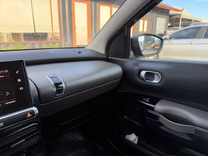 CITROËN C4 CACTUS 1.6 HDI 2019 - Imagen 16