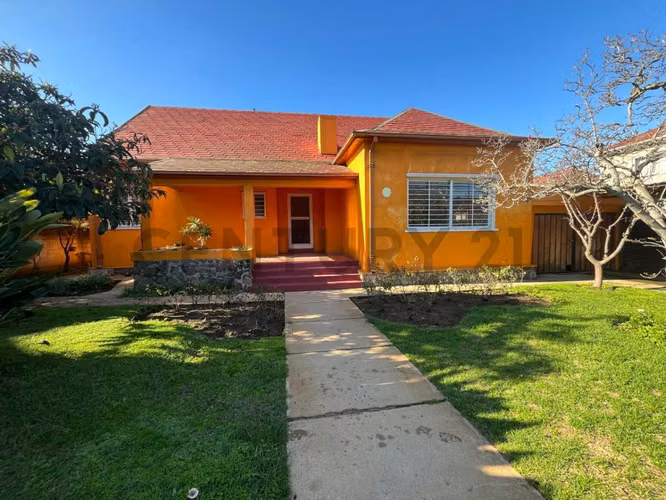 Se vende casa excelente ubicación en Miraflores
