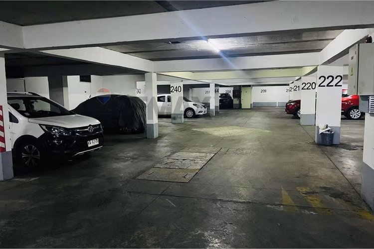 Estacionamiento en venta | santiago oeste