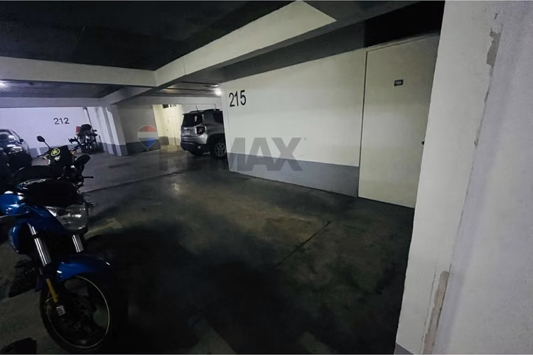 Estacionamiento en venta | santiago oeste