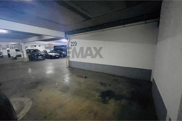 Estacionamiento en venta | santiago oeste