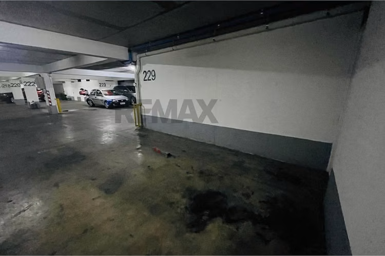 Estacionamiento en venta | santiago oeste