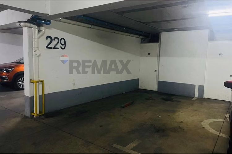 Estacionamiento en venta | santiago oeste