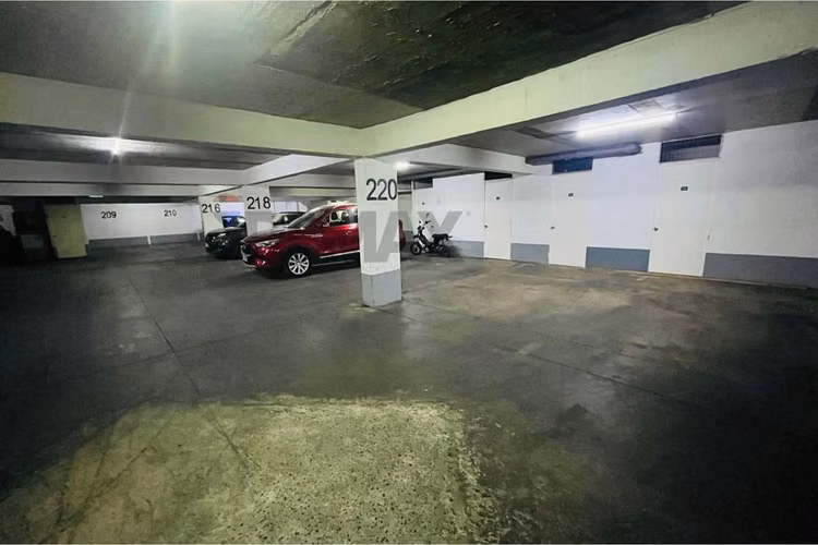 Estacionamiento en venta | santiago oeste