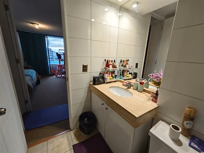 DEPARTAMENTO Amplio Depto de 1 Dormitorio, terraza y ESTACIONAMIENTO, a pasos de METRO PARQUE ALMAGRO - Imagen 19
