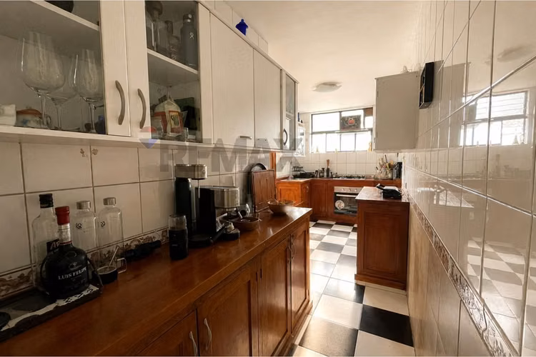 Depto 4d, 2b y 2 est , barrio las lilas. - Imagen 15