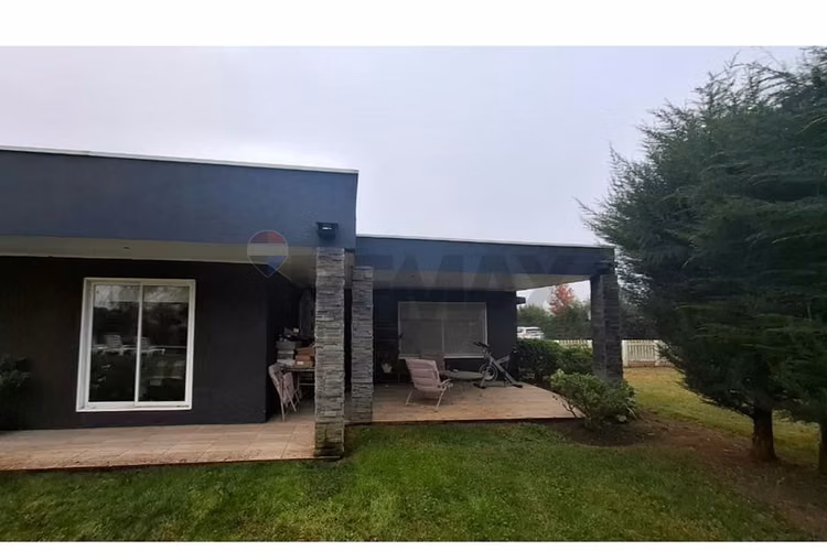 Venta parcela con casa en parral