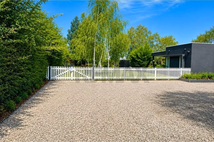 Venta parcela con casa en parral