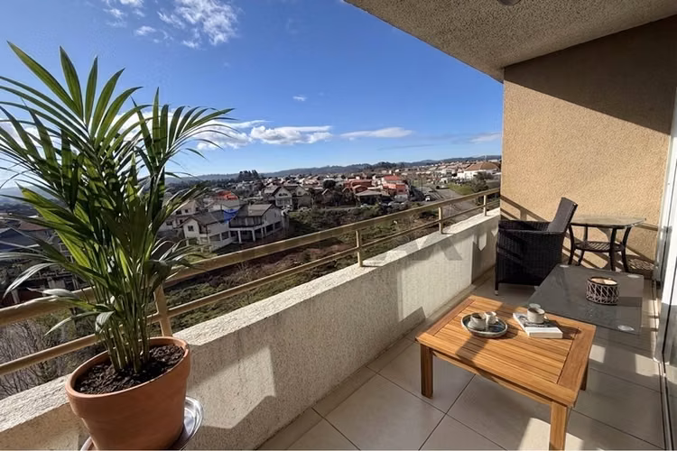 1d 1 b -vista panorámica con est. y bodega