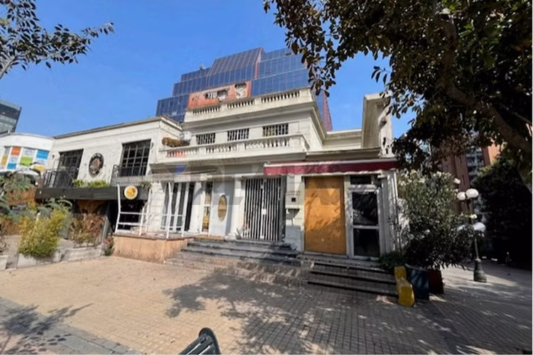 Casa comercial con potencial en general holley