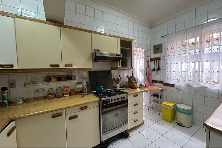 Casa en venta en ñuñoa 5d + 3b