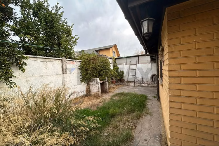 Casa en la florida 3d + 2b + estac.