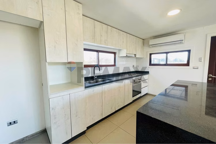 Arriendo casa en condominio - chicureo - Imagen 4