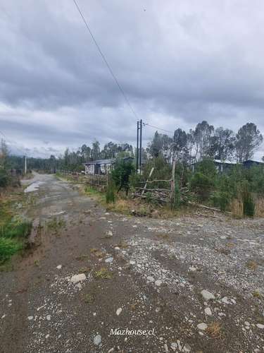 CON POSTACION DE LUZ  Y AGUA  INICIO DE PARCELACION PRIVADA