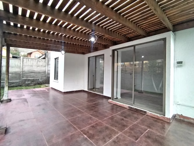 ARRIENDO GRAN CASA EN CIUDAD DE LOS VALLES CON AMPLIO PATIO - Imagen 20